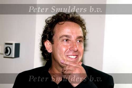 Blaricum 29 april 2004
Marco Borsato krijgt Koninklijke onderscheiding. Marco