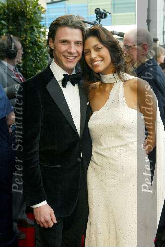 Scheveningen 4 april 2004
Premiere Lion King in Kurhaus.
Touriya en Martijn Lusink