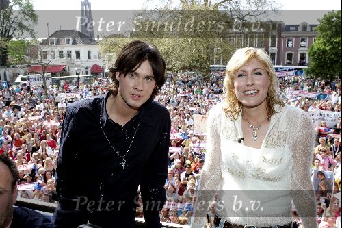 Utrecht 26 april 2004
Persconferentie Idols finalisten Maud Idols en Boris Idols in  schouwburg Utrecht.