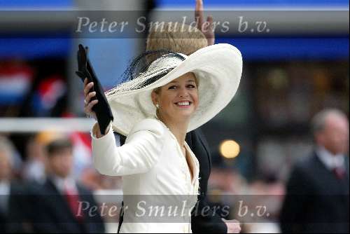 Delft 24 april 2004
Trouwen Prins Friso en Mabel Wisse Smit in stadhuis Delft.
Maxima met Prins Willem Alexander
