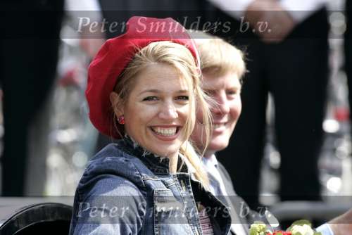 Groningen 30 april 2004
Koninginnedag 2004 in Warffum (Groningen)
Prinses Maxima in koets