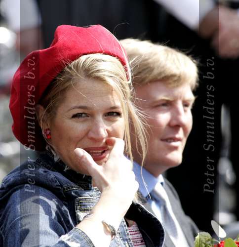 Groningen 30 april 2004
Koninginnedag 2004 in Warffum (Groningen)
Prinses Maxima in koets