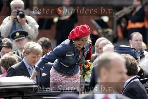 Groningen 30 april 2004
Koninginnedag 2004 in Warffum (Groningen)
Prinses Maxima in koets
Peter Smulders bv
