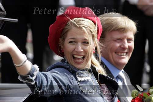 Groningen 30 april 2004
Koninginnedag 2004 in Warffum (Groningen)
Prinses Maxima in koets