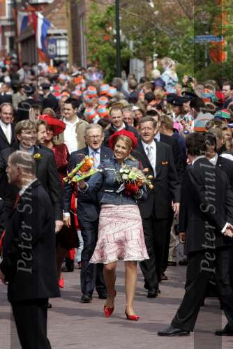 Warffum 30 april 2004
Koninginnedag 2004 in Warffum (Groningen)
Maxima met Prins Willem Alexander.
Peter Smulders bv