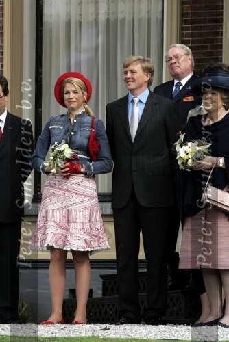 Groningen 30 april 2004
Koninginnedag 2004 in Warffum (Groningen)
Prinses Maxima  en Prins Willem Alexander