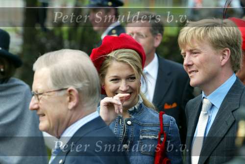 Groningen 30 april 2004
Koninginnedag 2004 in Warffum (Groningen)
Prinses Maxima met Prins Willem Alexander