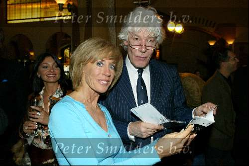 Amsterdam 19 april 2004
Presentatie cd voor Unicef in Hotel Americain.
Joke Bruijs en Paul v VLiet