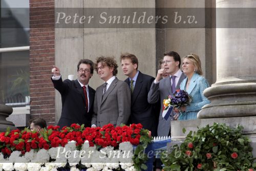 Groningen 30 april 2004
Koninginnedag 2004 in Warffum (Groningen)
Prins Bernhard jr Prins Floris Prins Pieter Christiaan Prins Constantijn en Prinses Laurentien