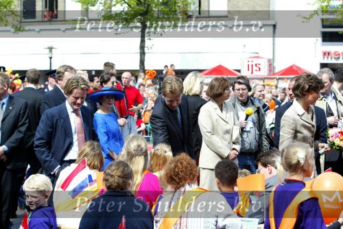 Groningen 30 april 2004
Koninginnedag 2004 in Warffum (Groningen)
Prinses Marilene en Prins Floris