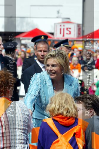 Groningen 30 april 2004
Koninginnedag 2004 in Warffum (Groningen)
Prinses Laurentien en Prins Constantijn