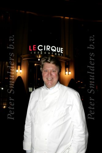 Scheveningen 29 april 2004
65e verjaardag van Pieter v Vollenhoven in het circustheater.
Robert Kranenborg voor  zijn restaurant Le Cirque