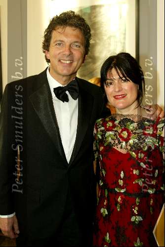 Scheveningen 4 april 2004
Premiere Lion King in Kurhaus.
Robert ten Brink met vrouw