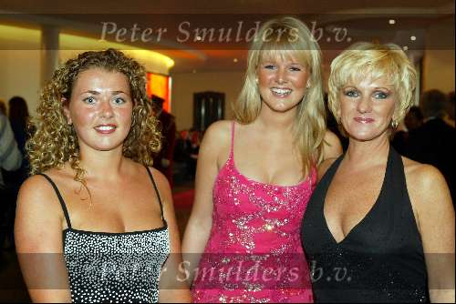 Scheveningen 4 april 2004
Premiere Lion King in Kurhaus.
Tineke Schouten met dochter