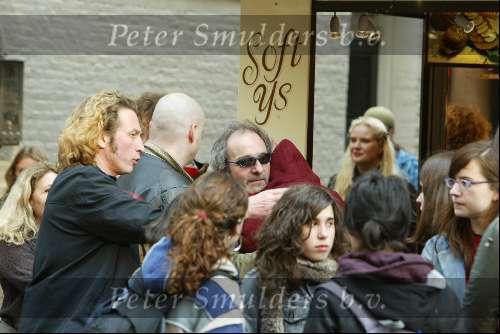 Amsterdam15 april 2004
Opnames film met Vanessa Paradis.  Film gaat hoogstwaarschijnlijk ANGELS heten.  Beveiliging