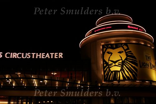 Scheveningen 29 april 2004
65e verjaardag van Pieter v Vollenhoven in het circustheater.
Westermeijer groep