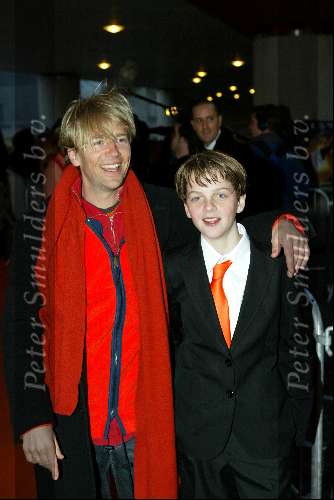 Amsterdam 19 april 2004
Premiere in Oranje in de Amsterdam Arena.
Yannick v d Velde met Antonie Kamerling