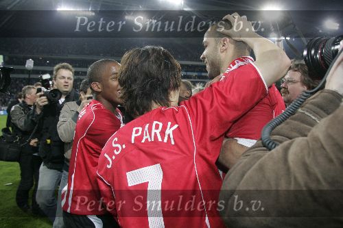 Eindhoven, 23 April 2005
Kampioenswedstrijd PSV-Vitesse, eindstand 3-0
Farfan en Alex.