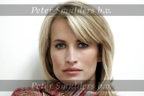 Amsterdam 22 april 2005
Anouk Smulders bij SBS shownieuws.