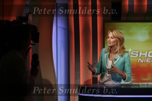 Amsterdam 22 april 2005
Anouk Smulders bij SBS shownieuws.
