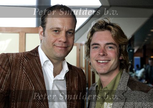 Den Haag 1 april 2005
Carlo Boszhard met zijn vriend Pascal in madurodam