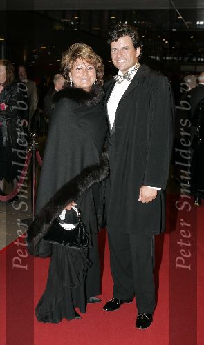 Rotterdam 16 april 2005
Luciano Pavarotti in Ahoy.
Christine Kroonenberg met vriend