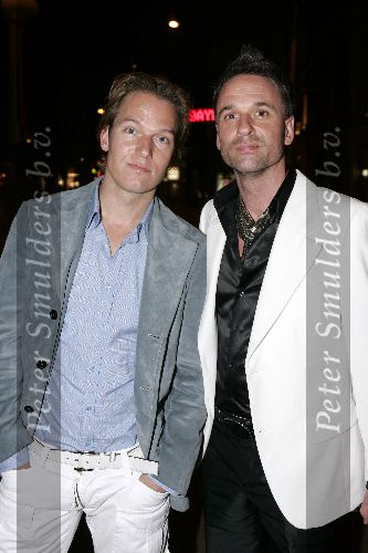 Amsterdam 27 april 2005
Feestje 20 jarig bestaan Tommy Hilfiger.
Eric Kusters met vriend