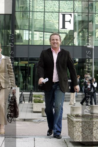 Amsterdam 12 april 2005
Rechtzaak Gordon tegen endemol.   
Paul de Man (direkteur Endemol)