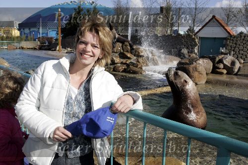 Harderwijk 9 april 2005
Opening dolfinarium HARDERWIJK.
Inge Diepman