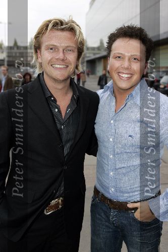 Amsterdam 28 april 2005
Premiere Salsa in theater fabriek.
Bastiaan Ragas met met Jamai Idols