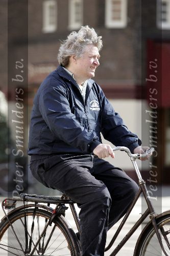 Amsterdam 4 april 2005
Jan Timman op fiets