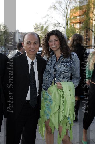 Rotterdam 21 april 2005
Etentje Jimmy Choo met bn ers bij Jackie.
Jimmy Choo met Femmeke de Wind