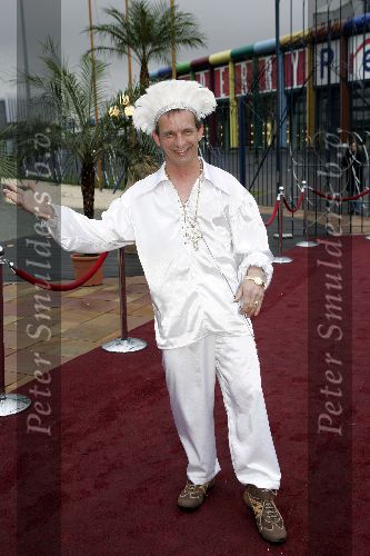 Amsterdam 13 april 2005
Premiere African Footprint in Pepsi stage.
Johan Vlemmix in wit pak