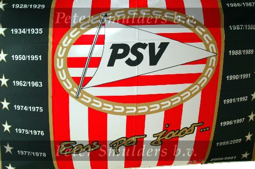 Aanbieding PSV Vlag met kampioensjaren