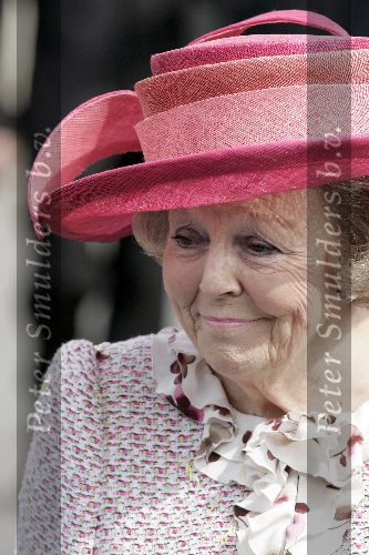 Scheveningen 30 april 2005
Koningin Beatrix in Scheveningen met familie.
Koningin Beatrix lachend