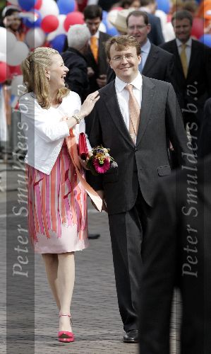 Scheveningen 30 april 2005
Koningin Beatrix in Scheveningen met familie.
Mabel Wisse Smit en Prins Friso