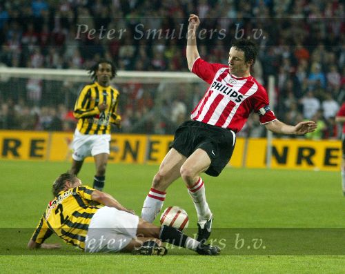 Eindhoven, 23 April 2005 Kampioenswedstrijd PSV-Vitesse, eindstand 3-0
Mark v Bommel.