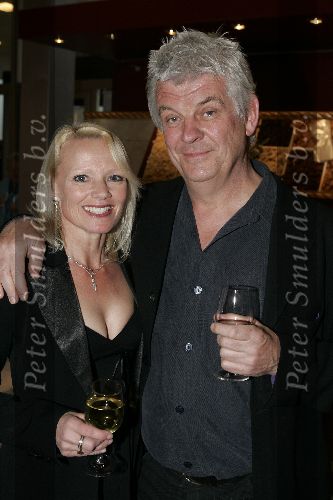 Amsterdam 24 april 2005
Premiere de Jantjes in de rai.
Frits Jansma en  Melline Mollerus