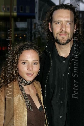 Amsterdam 13 april 2005
Premiere African Footprint in Pepsi stage.
Peggy Jane de Schepper met vriend