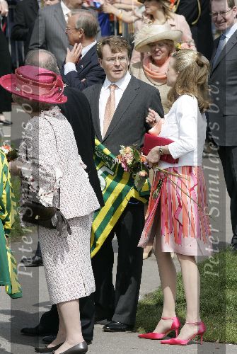 Scheveningen 30 april 2005
Koningin Beatrix in Scheveningen met familie.
Mabel Wisse Smit en Prins Friso