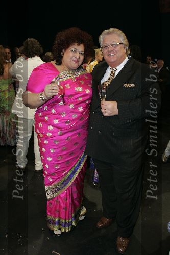 Amsterdam 13 april 2005
Premiere African Footprint in Pepsi stage.
Tony Tetro met Priscilla Jana (ambassadeur Zuid Africa)