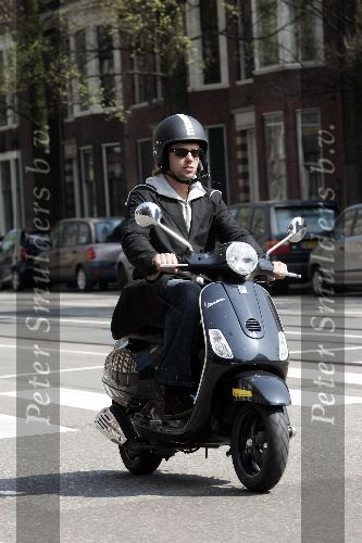 Amsterdam  24 april 2005
Thijs Romer op scooter Vespa