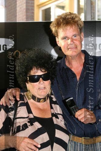 Amsterdam, 12 Juli 2006
Presentatie nieuw GSM Toestel type van Samsung X820 i.s.m. met Oger.  Ad Visser samen met zijn vrouw