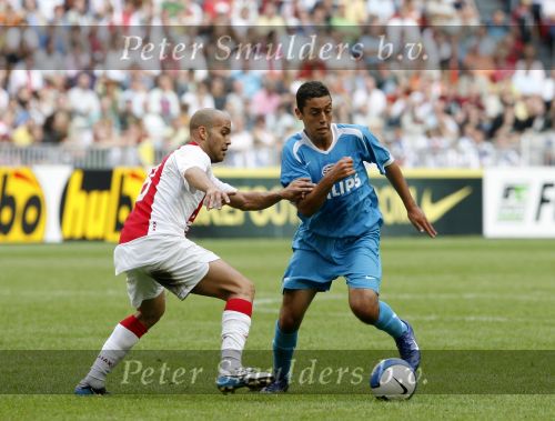 Amsterdam 13 augustus 2006
Ajax-PSV 3-1 om de johan Cruijff schaal in de arena.
Aissati en gabri
Peter Smulders bv