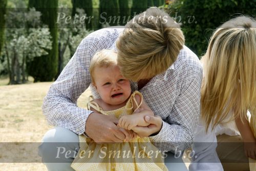 Tavarnelle 6 juli 2006
Koningin Beatrix met Prinses Maxima Prins Willem Alexander Amalia en Alexia tijdens fotomoment op vakantie.