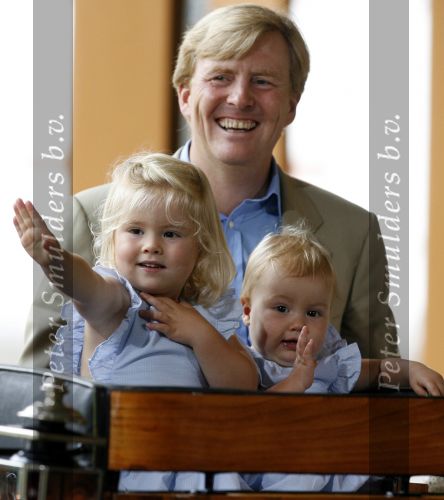 Apeldoorn 18 augustus 2006
Prinses Amalia en Prinses Alexia