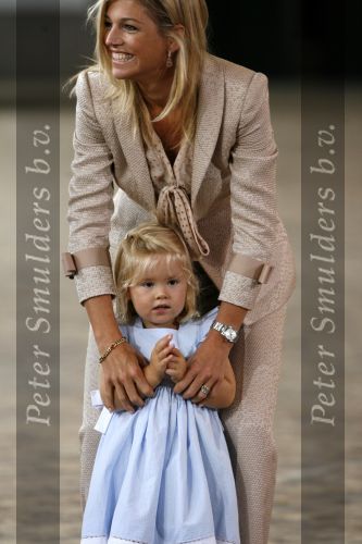 Apeldoorn 18 augustus 2006
Prinses Amalia en Maxima
