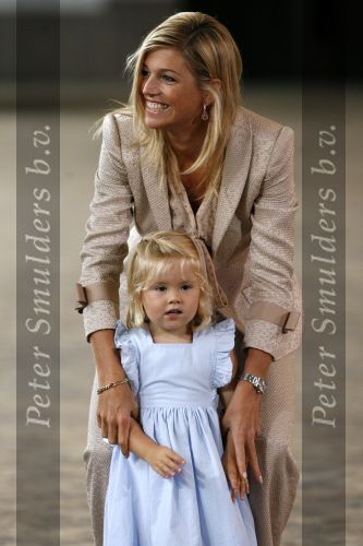 Apeldoorn 18 augustus 2006
Prinses Amalia en Maxima