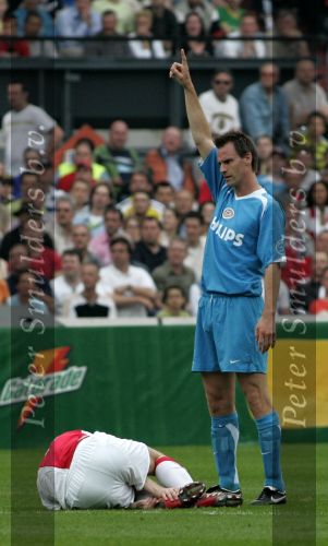 Rotterdam, 7 Mei 2006
Feyenoord stadion Gatorade Cup (KNVB-beker ) Seizoen 2005/2006
AJAX-PSV, eindstand 2-1
Andre Ooijer