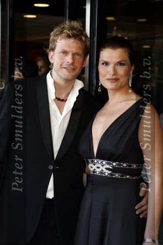 Rotterdam 22 mei 2006
Musical awards in ahoy rotterdam
Anouk v Nes met vriend
Peter Smulders bv